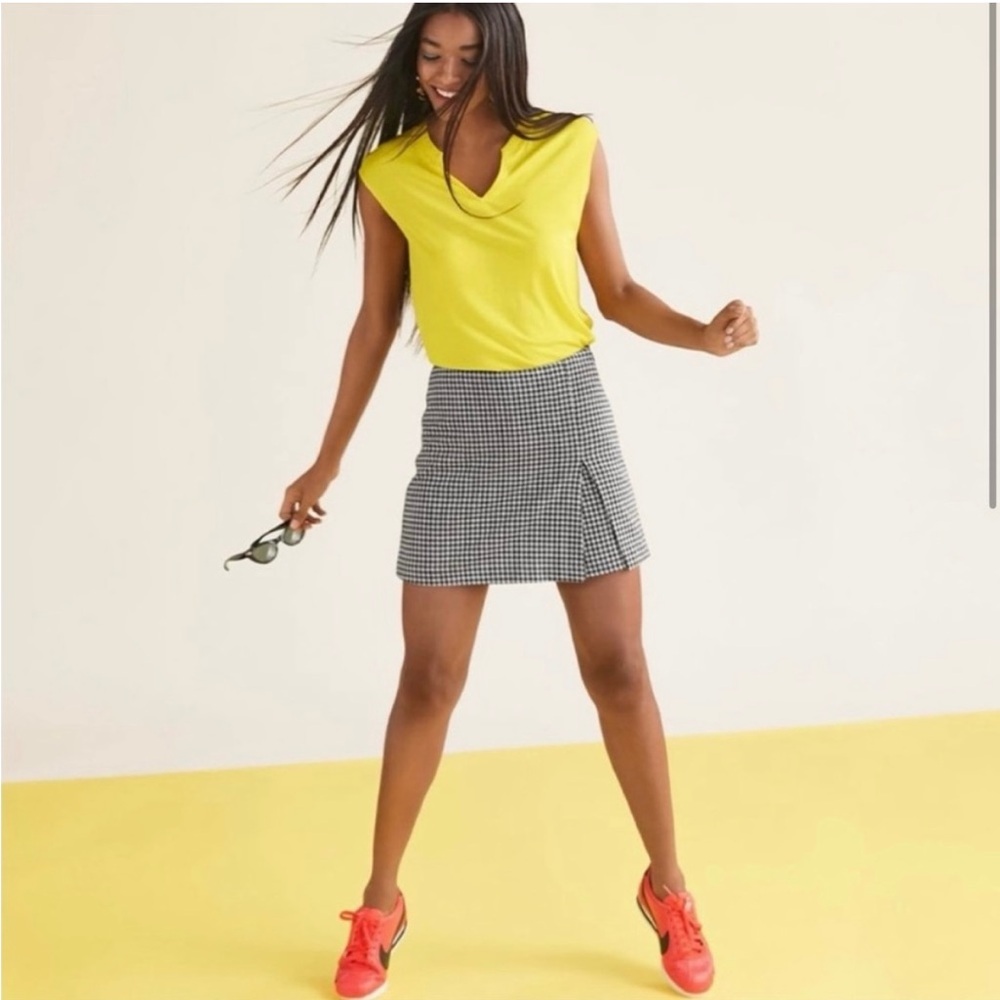 Cabi Skort size 8